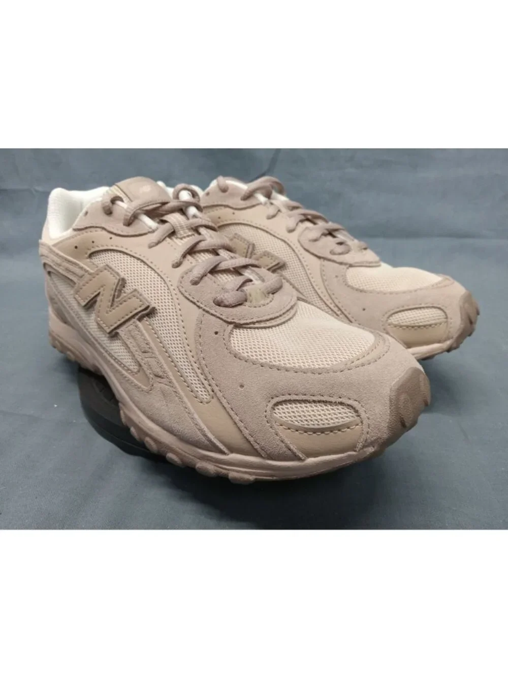 New Balance 204L Lace (GS) Sneaker G204L5CB Grey Beige Boys Size 5 NEW IN BOX!